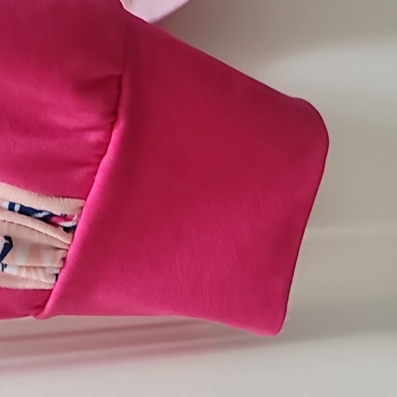 Cold Shoulder Top - Picture 5 of 8